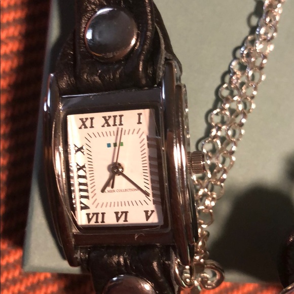 La Mer black charm wrap bracelet NWOT in box - Picture 2 of 6